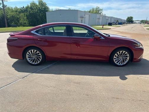 Matador Red Mica 2022 Lexus ES 350 Ultra Luxury