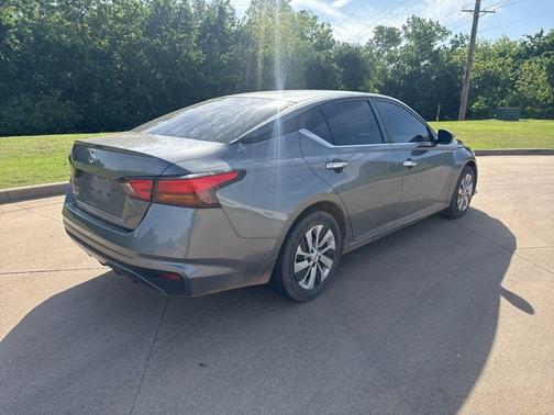 Gun Metallic 2022 Nissan Altima 2.5 S
