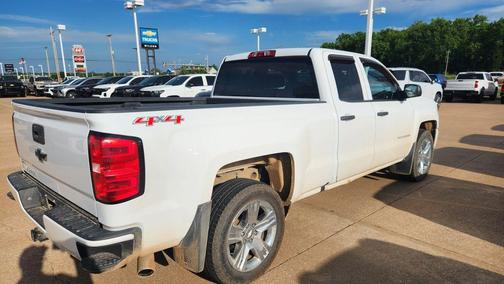 Summit White 2017 Chevrolet Silverado 1500 Custom