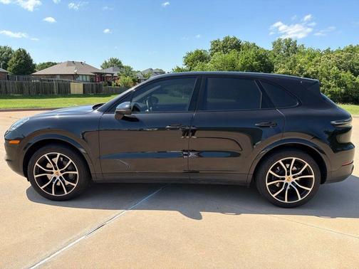 Black 2020 Porsche Cayenne S