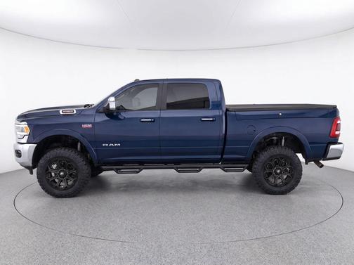 Patriot Blue Pearlcoat 2022 RAM 2500 Laramie