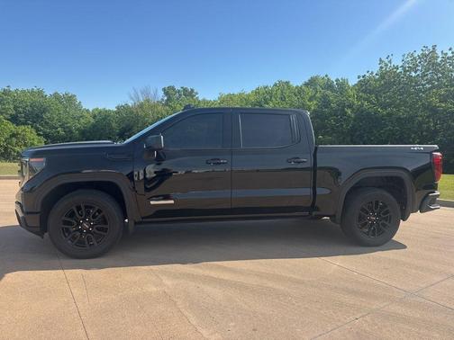 Onyx Black 2024 GMC Sierra 1500 Elevation