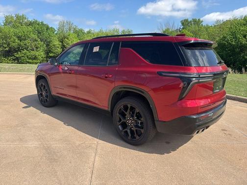 Radiant Red 2025 Chevrolet Traverse RS