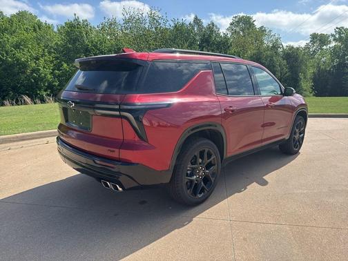 Radiant Red 2025 Chevrolet Traverse RS
