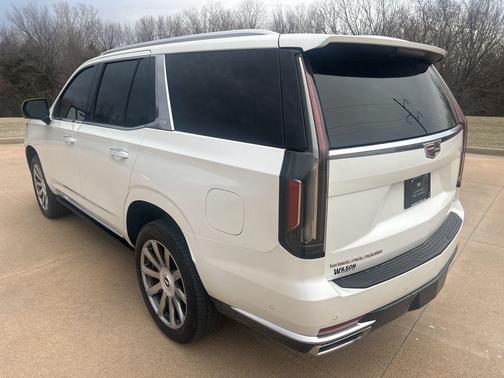 Crystal White Tri-Coat 2024 Cadillac Escalade Premium Luxury Platinum