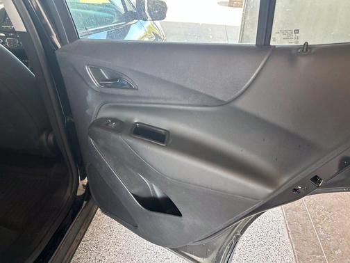 Mosaic Black Metallic 2022 Chevrolet Equinox 1LT