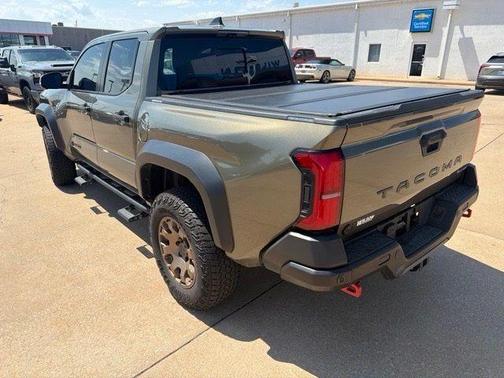Bronze 2025 Toyota Tacoma Hybrid TRAILHUNTER