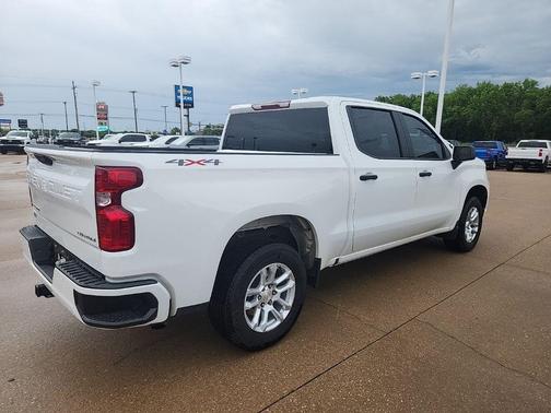 Summit White 2024 Chevrolet Silverado 1500 Custom
