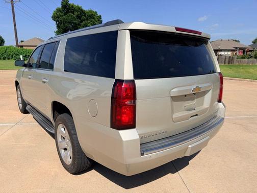 Champagne Silver 2017 Chevrolet Suburban Premier
