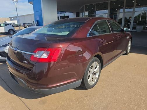 Cinnamon Metallic 2012 Ford Taurus SEL
