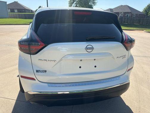 White 2024 Nissan Murano Platinum