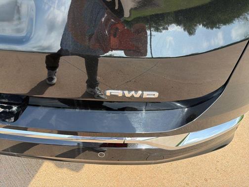 Ebony Twilight Metallic 2022 GMC Terrain Denali