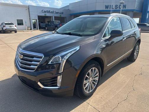 Dark Granite Metallic 2017 Cadillac XT5 Luxury SUV