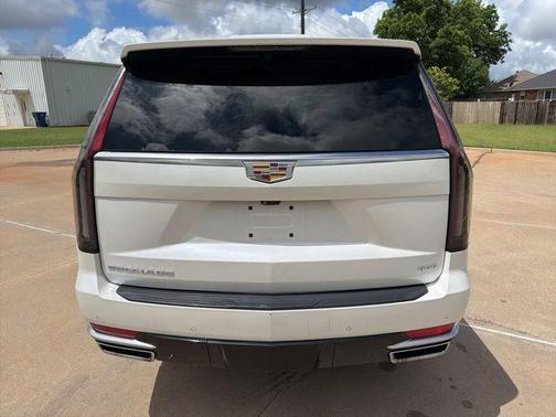 Crystal White Tri-Coat 2024 Cadillac Escalade Premium Luxury Platinum