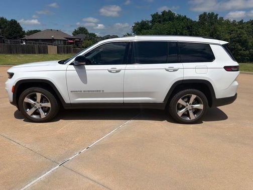 Bright White Clearcoat 2021 Jeep Grand Cherokee L Limited