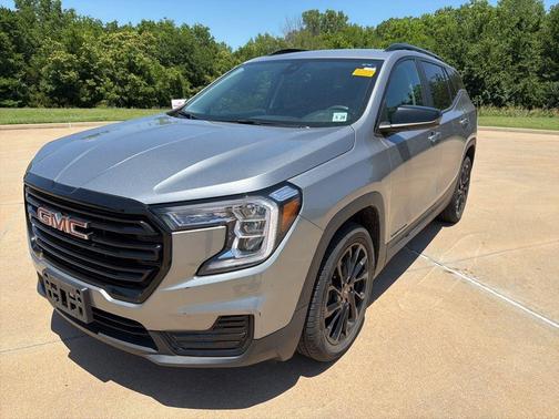 Sterling 2023 GMC Terrain SLE