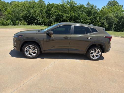 Harvest Gold / Bronze 2024 Chevrolet Trax LS