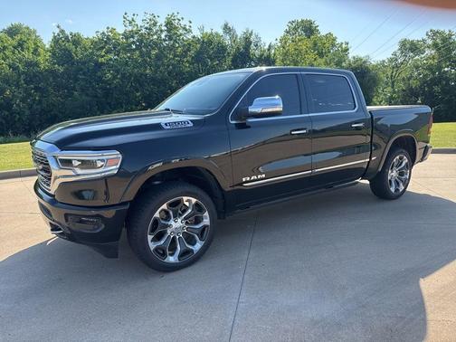 Diamond Black 2019 RAM 1500 Limited