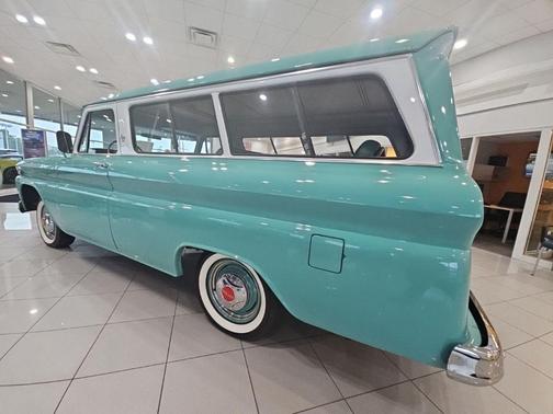 1964 GMC Suburban