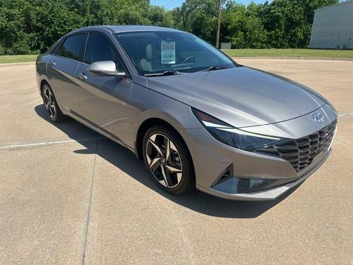 Metal 2023 Hyundai ELANTRA HEV Limited