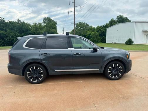 Gravity Gray 2024 Kia Telluride SX