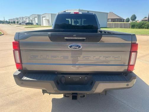 Gray Metallic 2022 Ford F-250 Lariat