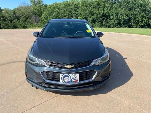 Graphite Metallic 2017 Chevrolet Cruze LT