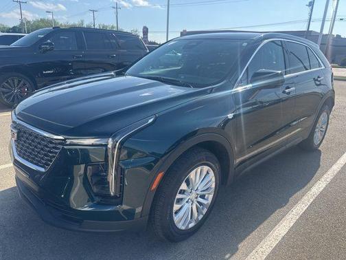 Emerald 2024 Cadillac XT4 Luxury