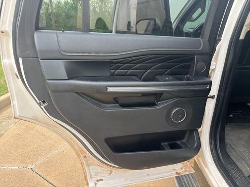 White Platinum Clearcoat Metallic 2019 Ford Expedition Platinum