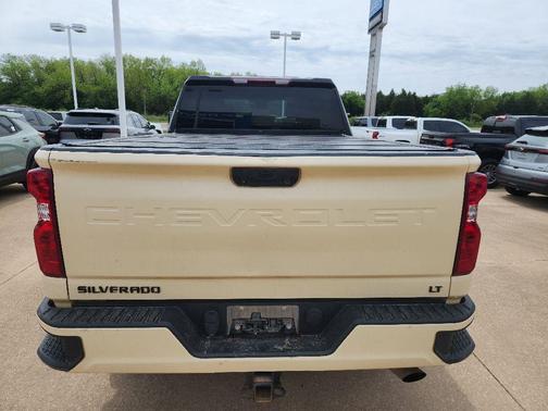 Summit White 2024 Chevrolet Silverado 2500 LT