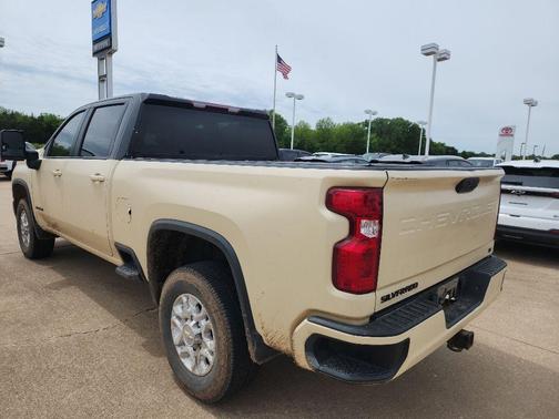 Summit White 2024 Chevrolet Silverado 2500 LT