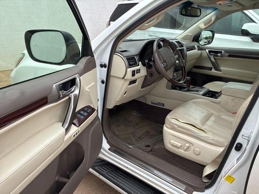 Starfire Pearl 2014 Lexus GX 460 Luxury