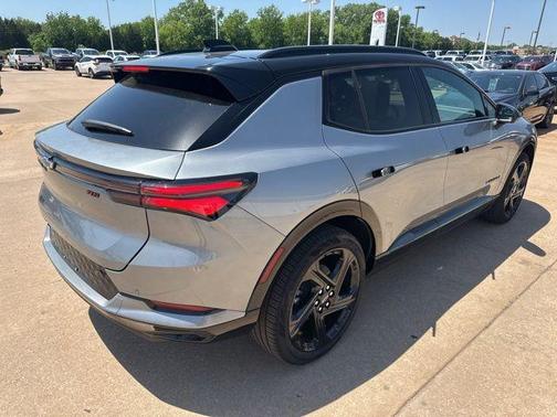 Sterling Gray Metallic 2024 Chevrolet Equinox EV RS