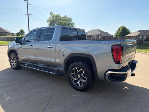 Sterling 2024 GMC Sierra 1500 SLT