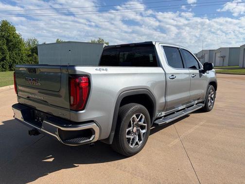 Sterling 2024 GMC Sierra 1500 SLT