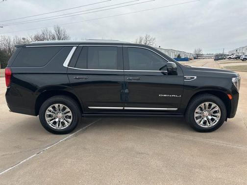 Onyx Black 2022 GMC Yukon Denali