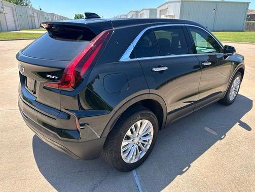 Stellar Black Metallic 2024 Cadillac XT4 Luxury