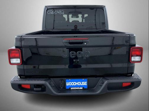 Black Clearcoat 2026 Jeep Gladiator Sport S