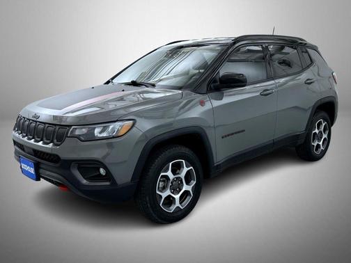Sting-Gray Clearcoat 2022 Jeep Compass Trailhawk