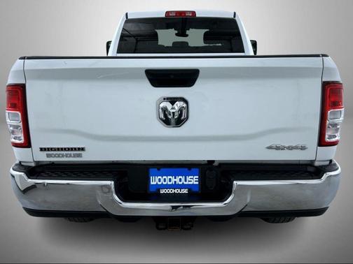 2024 RAM 3500 Big Horn Crew Cab 4x4 8' Box