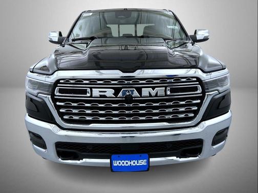 Diamond Black Crystal Pearlcoat 2026 RAM 1500 Longhorn