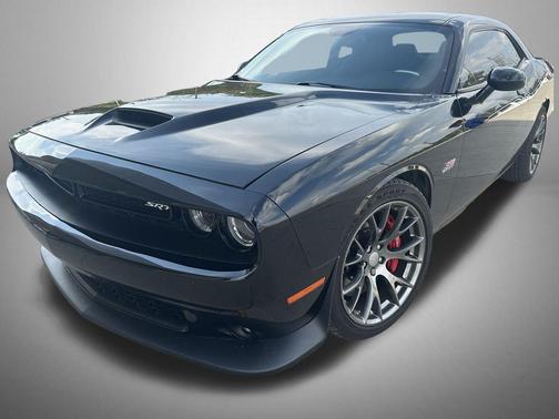 2016 Dodge Challenger SRT 392