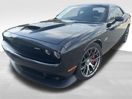2016 Dodge Challenger SRT 392