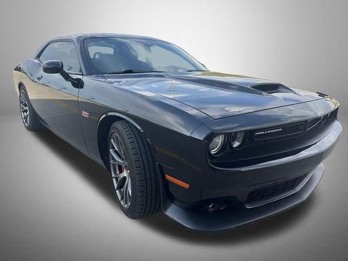 2016 Dodge Challenger SRT 392