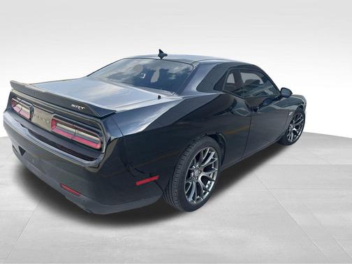 2016 Dodge Challenger SRT 392