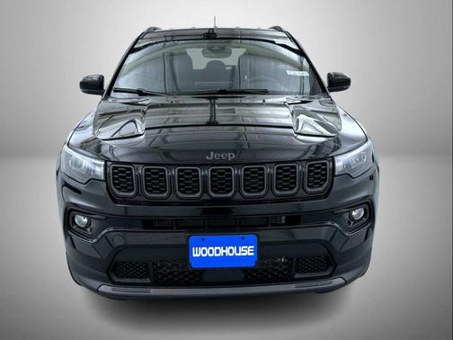 Diamond Black Crystal Pearlcoat 2026 Jeep Compass Limited