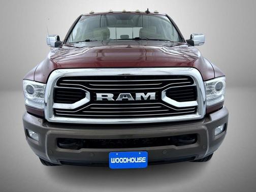 Delmonico Red Pearlcoat 2018 RAM 2500 Longhorn