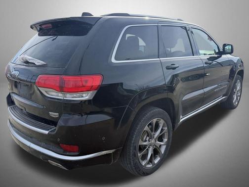 2019 Jeep Grand Cherokee Summit