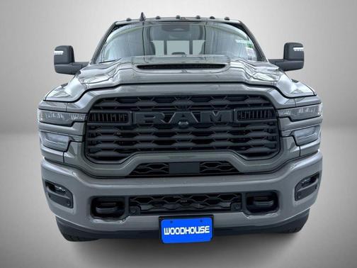 Ceramic Gray Clearcoat 2026 RAM 2500 Black Express Crew Cab 4x4 6'4' Box