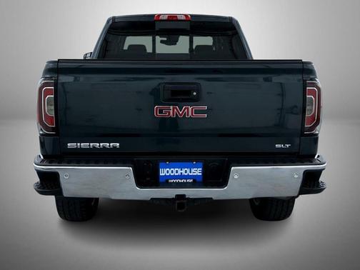 Dark Slate Metallic 2018 GMC Sierra 1500 SLT